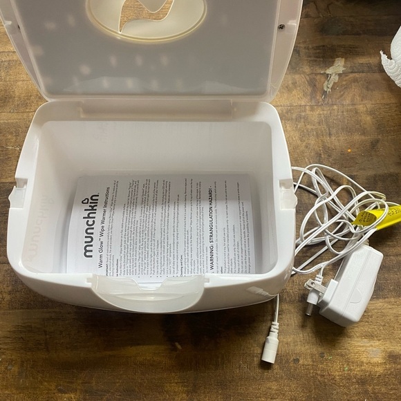 Munchkin warm glow wipe warmer - Picture 2 of 2